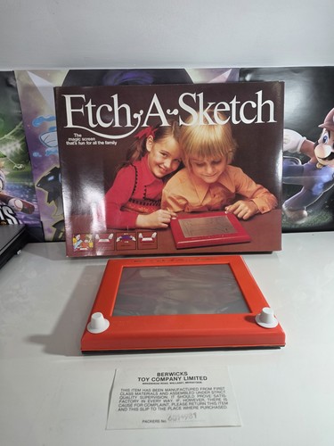 Vintage etch sketch boxed - etch, a